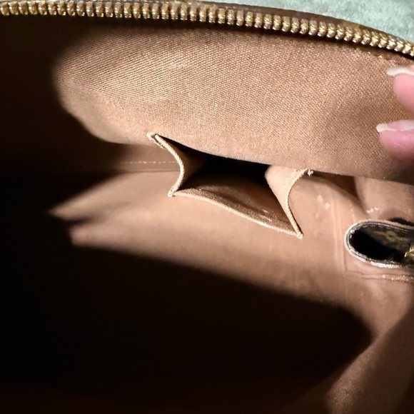 Louis Vuitton Alma bag - Picture 6 of 7